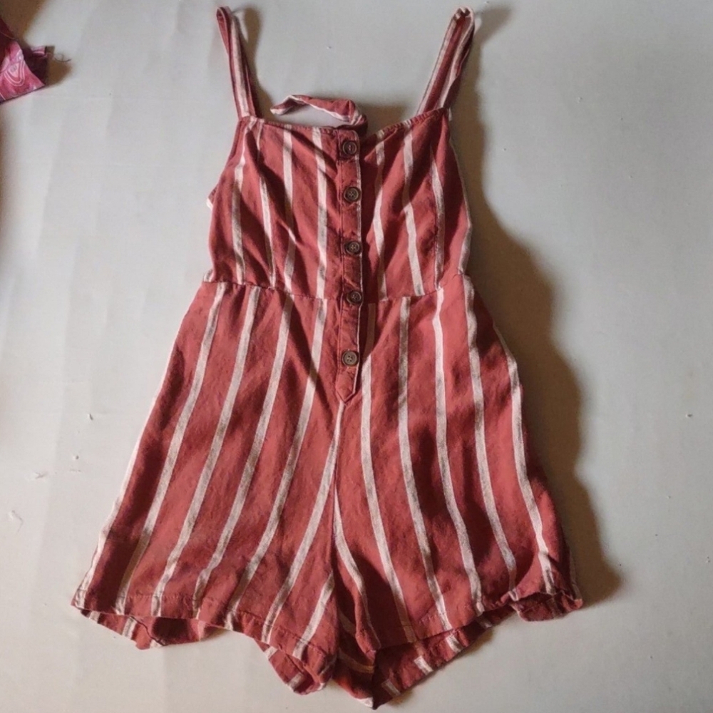 love tree Red white pinstripe romper jumpsuit linen viscose size large